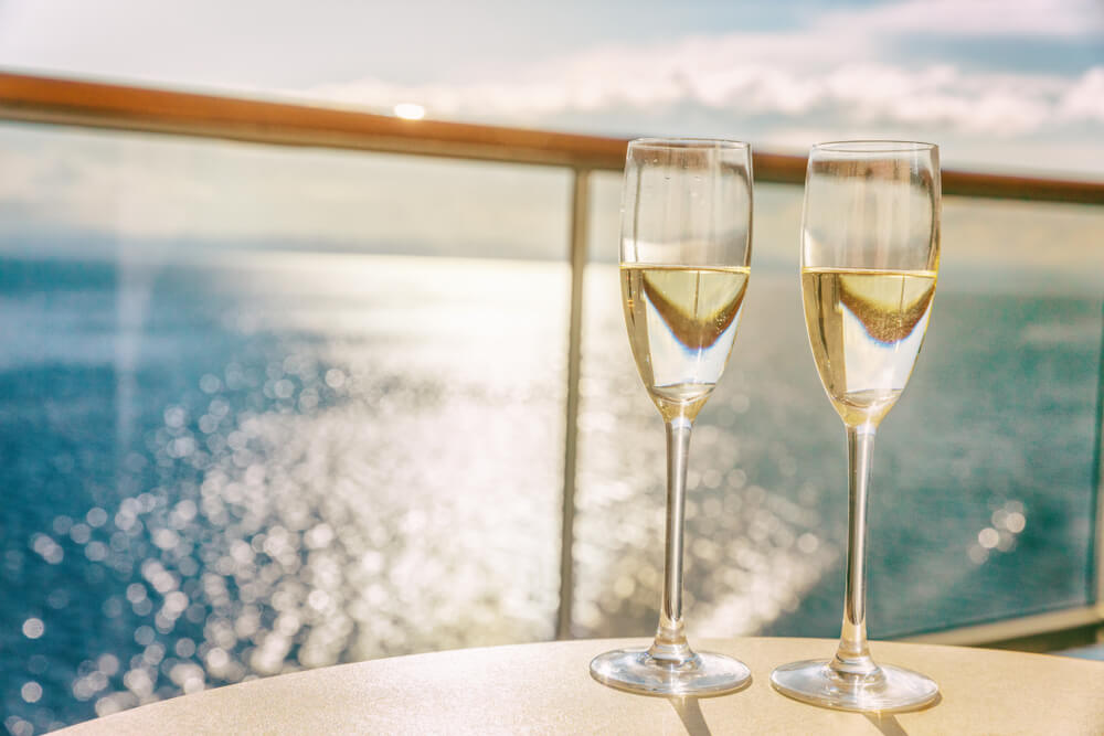 champagne cruise by the sunset 